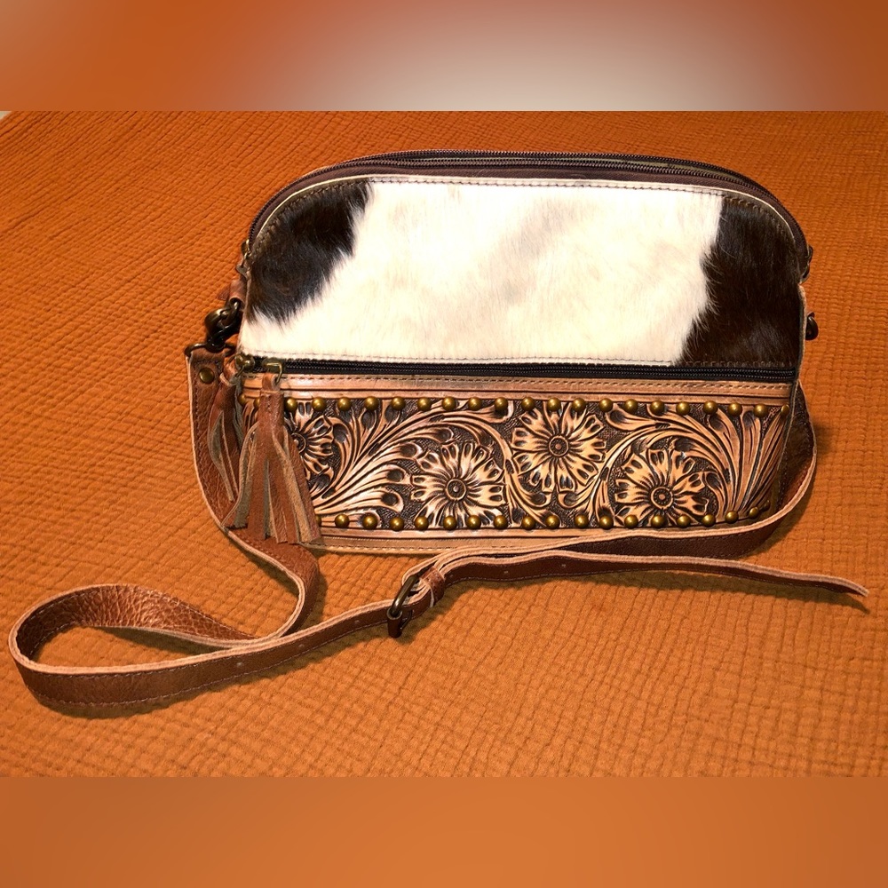 American Darling purse. NWT. Concealed carry option, 100% leather.